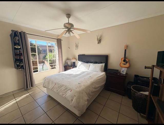 2 BEDROOM TOWNHOUSE FOR SALE IN AMBERFIELD HEIGHTS